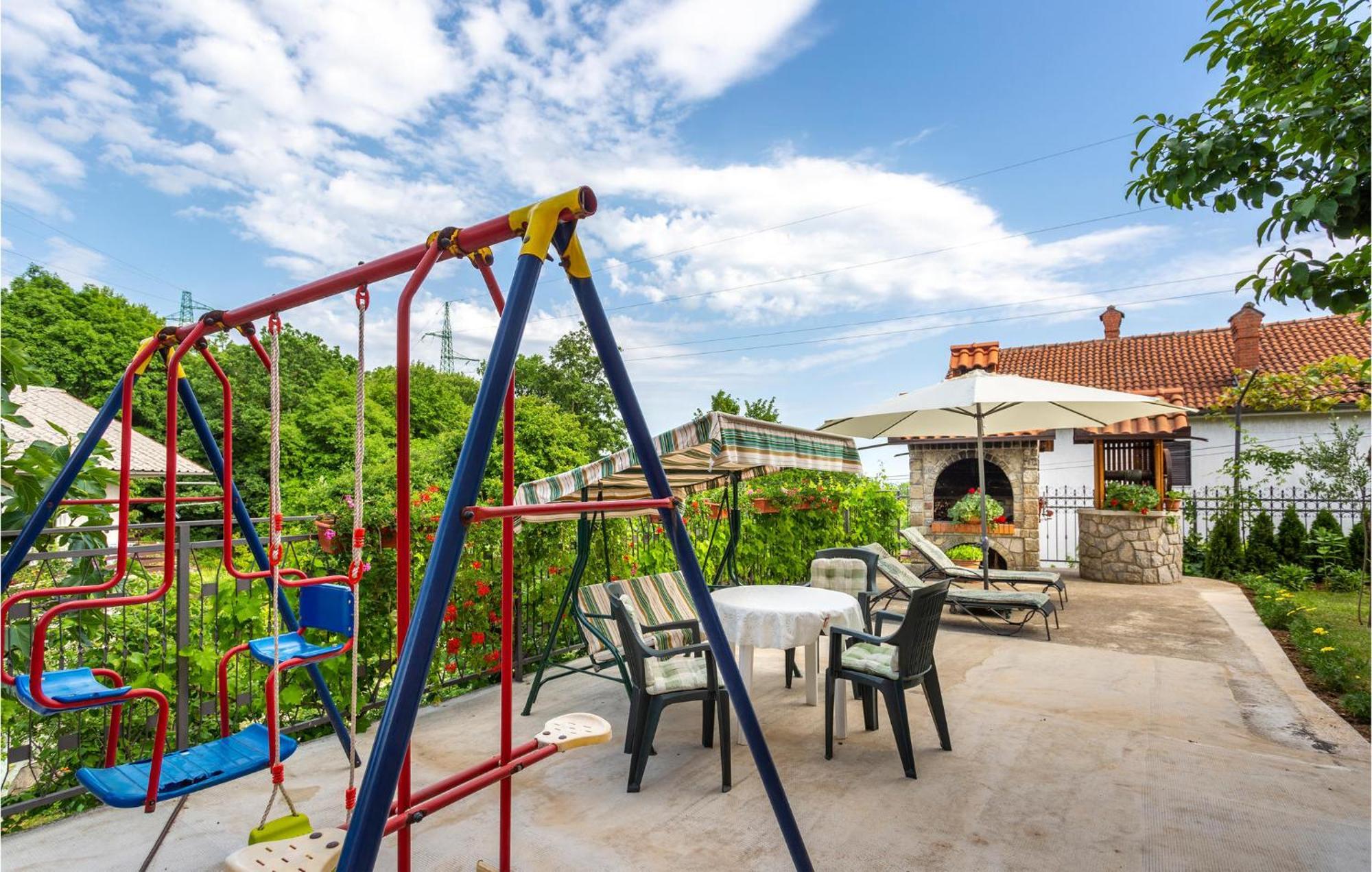 Beautiful Apartment In Matulji With Wifi Exterior photo